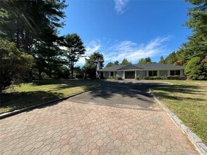 Building Photo - 11 Geralind Dr