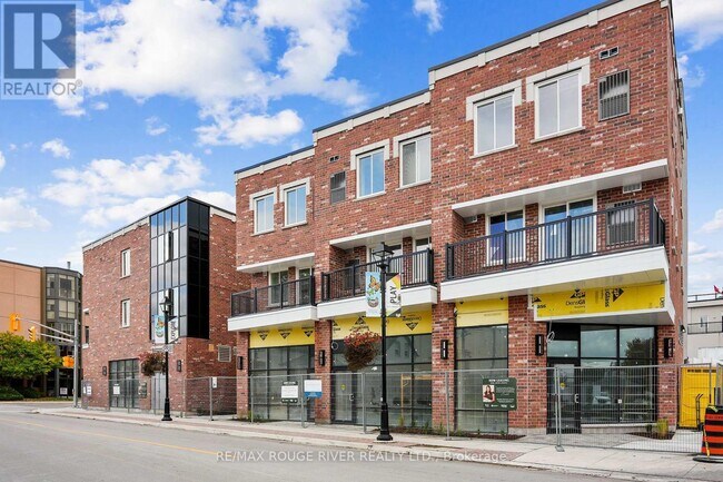 Building Photo - 185 Division St