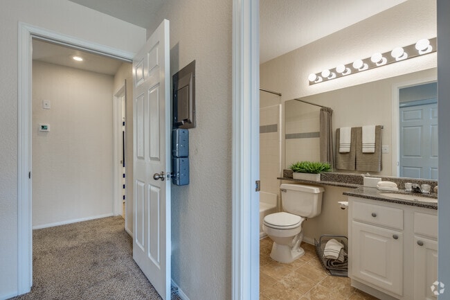 Laguna, 2 BR, 2 BA - 950 SF - Palm Villas at Whitney Ranch