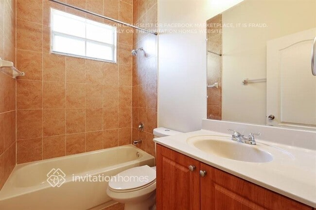 Foto del edificio - 18273 NW 89th Ave