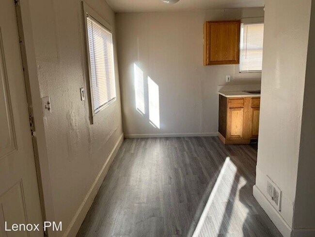 Building Photo - 3 br, 1 bath House - 319 S Anderson