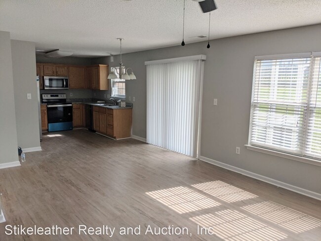 Building Photo - 3 br, 2.5 bath House - 113 Bluffton Rd