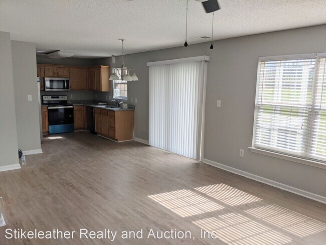 Foto del edificio - 3 br, 2.5 bath House - 113 Bluffton Rd