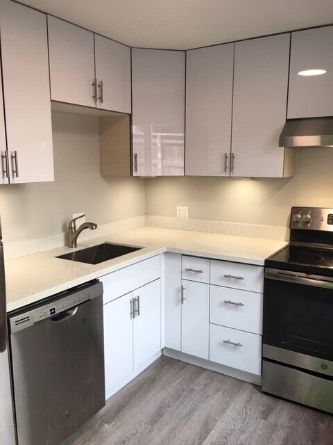 Foto del edificio - 4522 Meridian Ave N