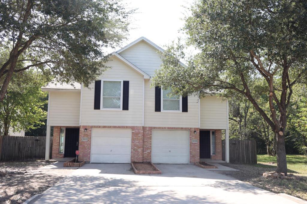 Foto principal - 3112 Bolt St