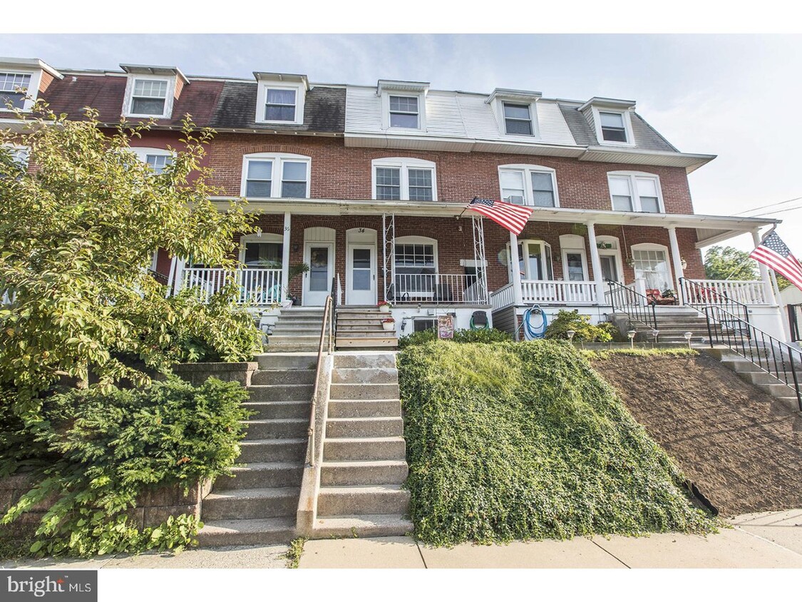 Front of home - 34 E Broad St
