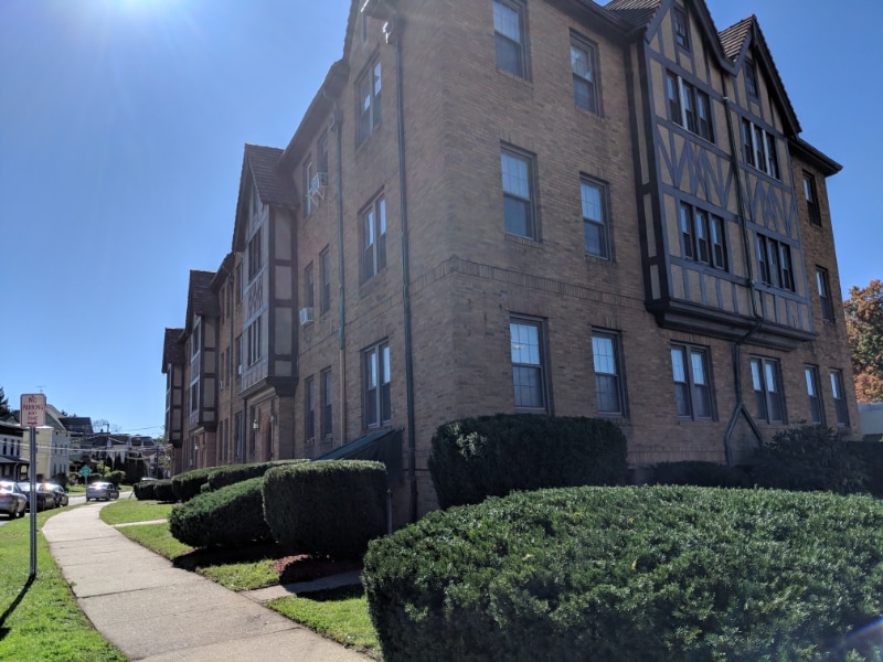 Primary Photo - 9 Vine St