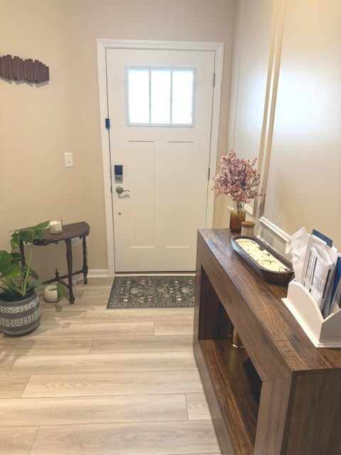 Foto del edificio - 341 Red Oak Cir