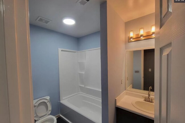 Foto del edificio - 148 Willow Point Ln