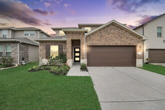 Building Photo - 7206 Melrose Ln