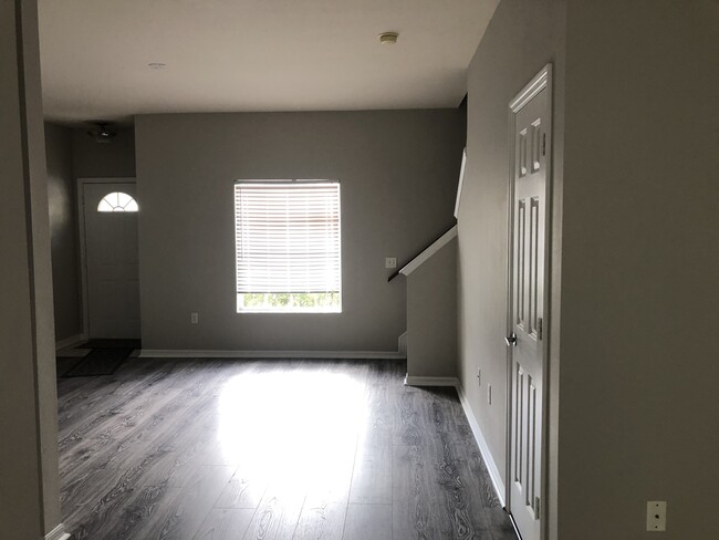 Building Photo - 7634 Plantation Cir