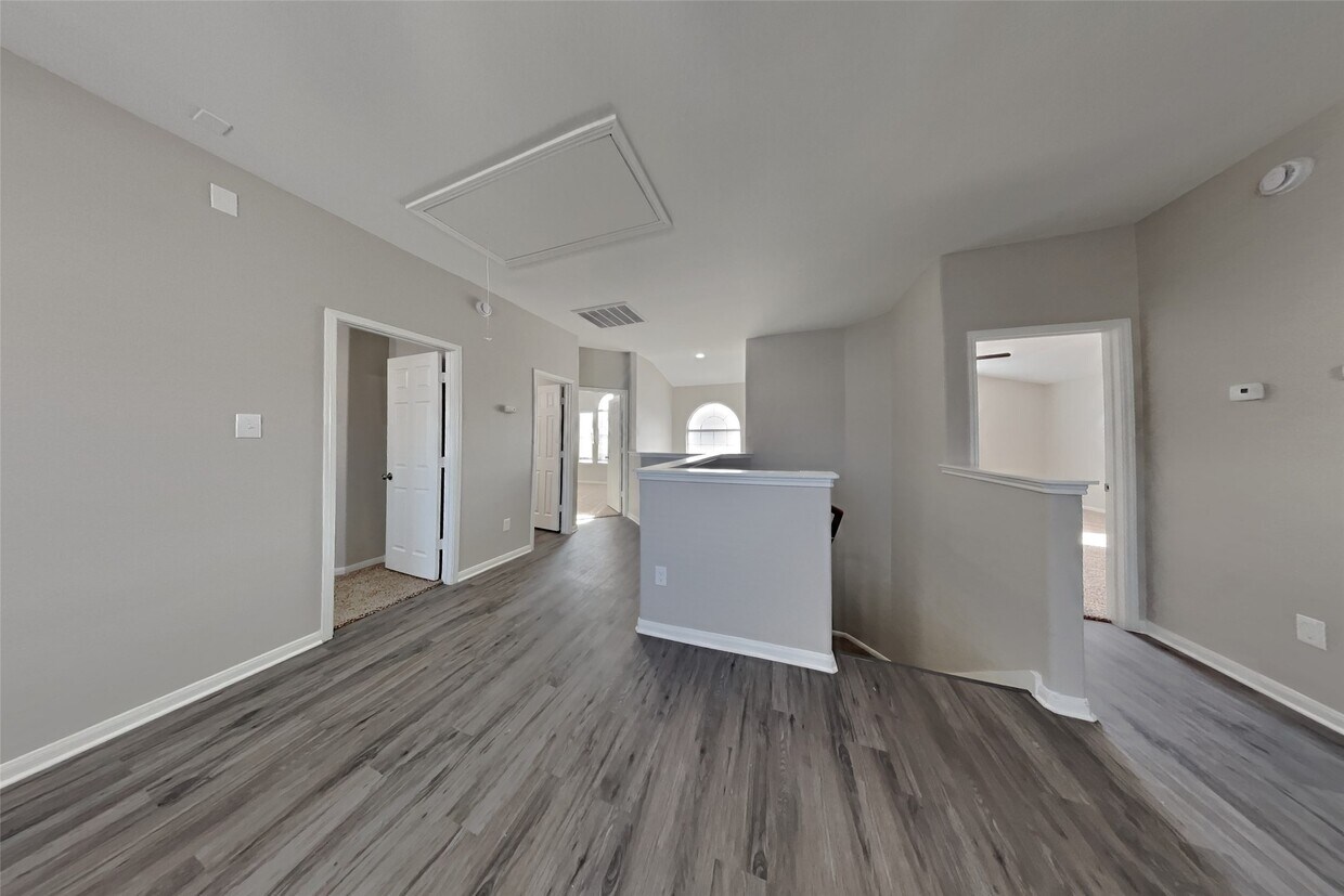 Foto del edificio - 6110 Wilcox Point Dr