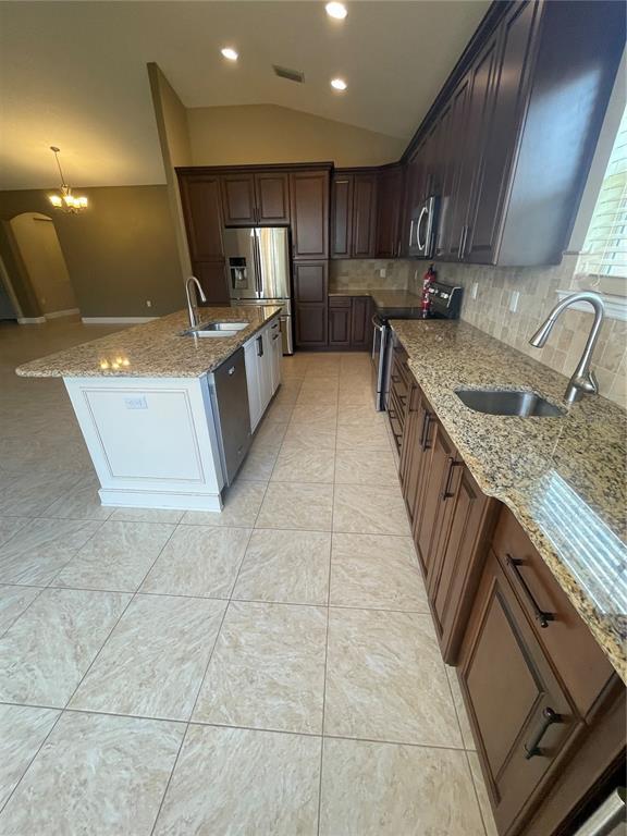 Foto del edificio - 11445 Dovetail Ln
