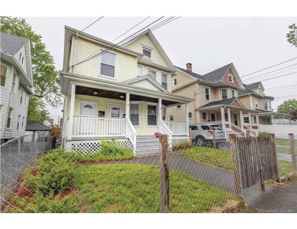 Primary Photo - 22 Elmwood Ave