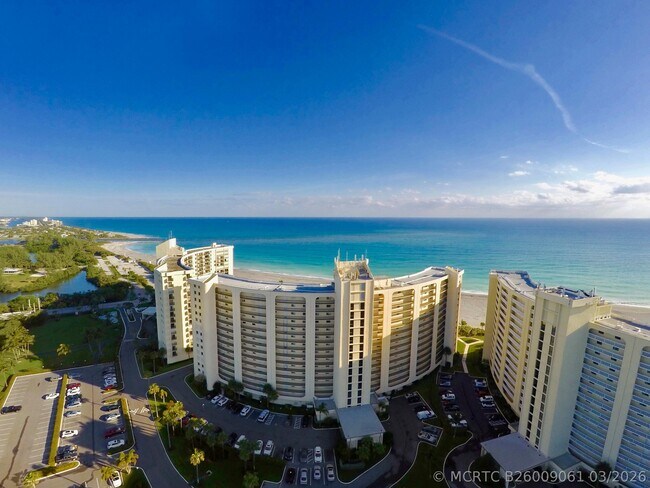 Building Photo - 300 Ocean Trail Way
