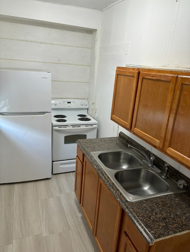 Building Photo - 1315 Kohler Ave