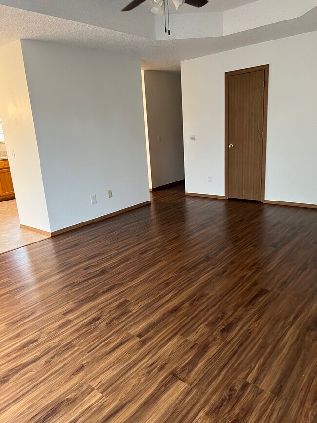 1403 SE O St, Bentonville, AR 72712 Townhome Rentals in Bentonville