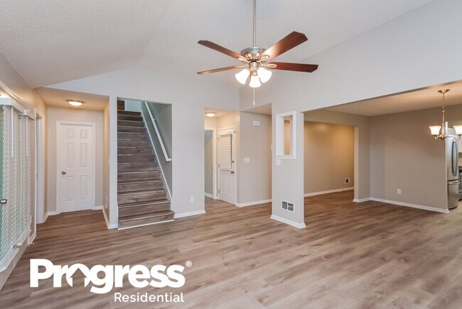 Building Photo - 40 Ivy Dr
