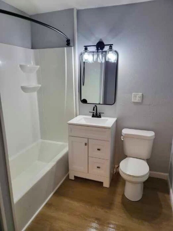 Foto del edificio - 115 W Blanche St