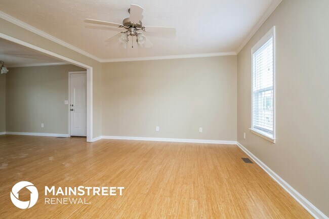 Foto del edificio - 2810 Waywood Dr