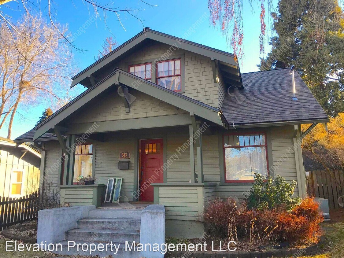 Primary Photo - 4 br, 1 bath House - 513 NW Newport Ave