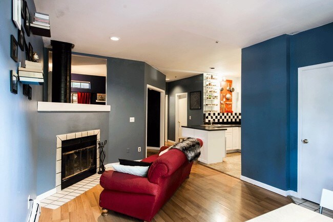 3461 28th St Unit 1 Boulder Co 80301 Condo For Rent In Primary Photo 3461 28th St