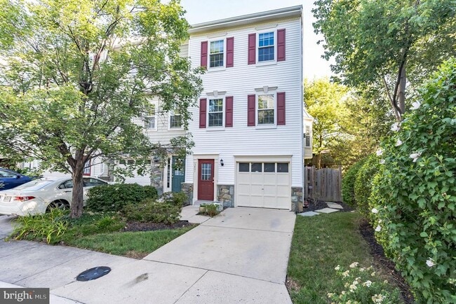 Building Photo - 3801 Watkins Mill Dr