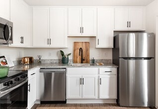 Building Photo - Canopy East Lake Apartments