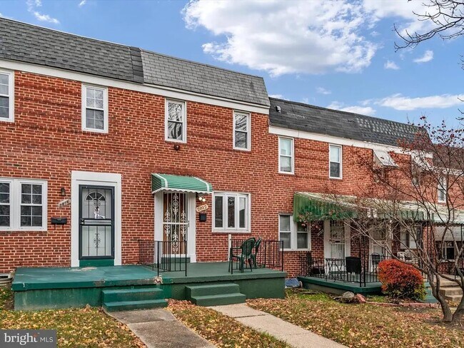 Building Photo - 2812 Windsor Ave
