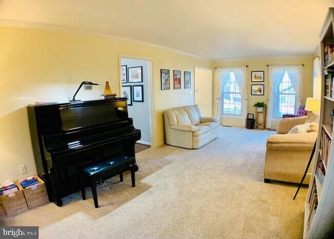 15909 Moncure Dr, Montclair, VA 22025 - House Rental in Montclair, VA  Apartments.com