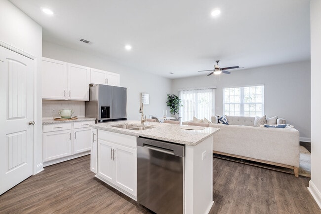 Building Photo - 27 Belleau Woods Cir