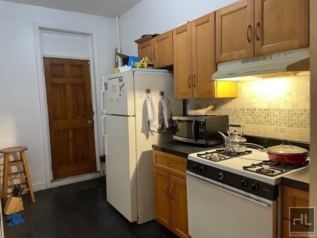 Building Photo - 1477 Bedford Ave