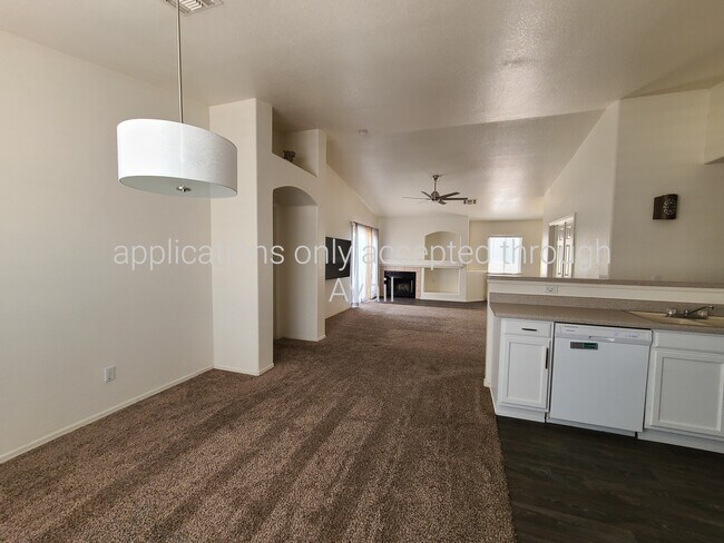 Photo - 8680 S Desert Dove Dr House