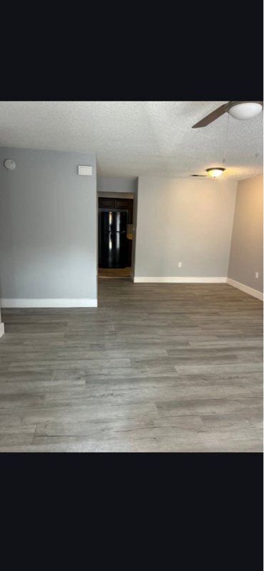 Foto del edificio - 4109 Corsair Ave