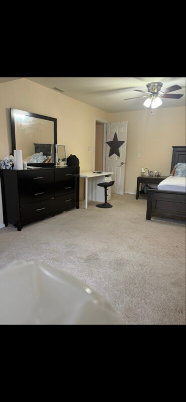 Foto del edificio - 932 N Winnifred St