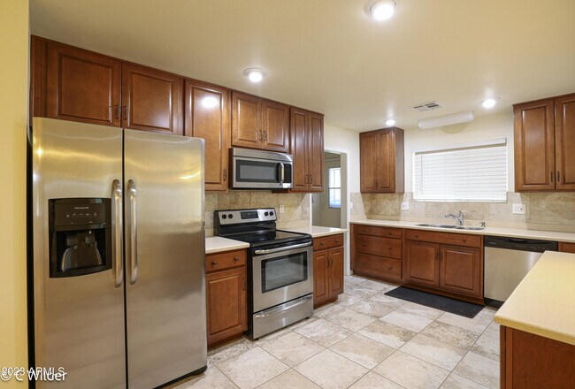 Foto del edificio - 10229 W Desert Hills Dr