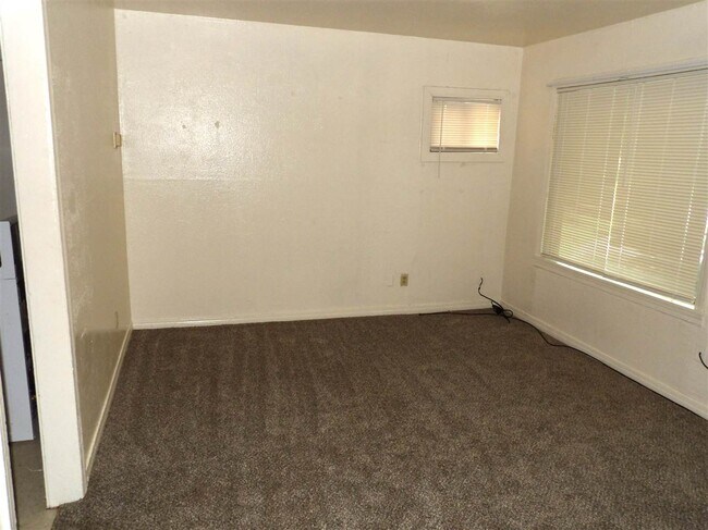 Foto del edificio - 1406 NW Lincoln Ave