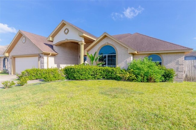 Building Photo - 3482 Chablis Dr