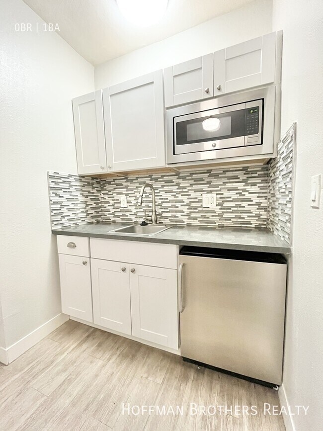 Foto del edificio - 412 S Lake St