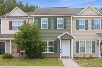 Building Photo - 404 Springwood Dr
