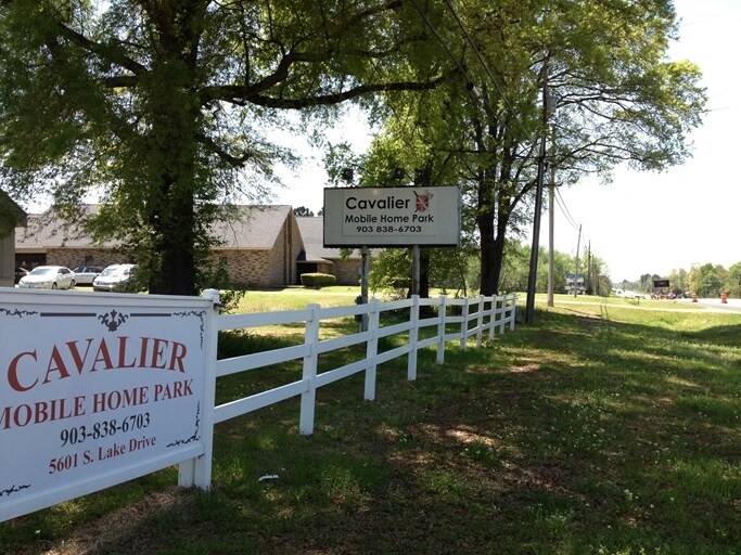 Cavalier Mobile Home Apartments in Texarkana, TX