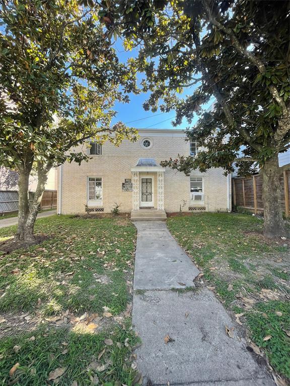 Primary Photo - 1823 W Main St