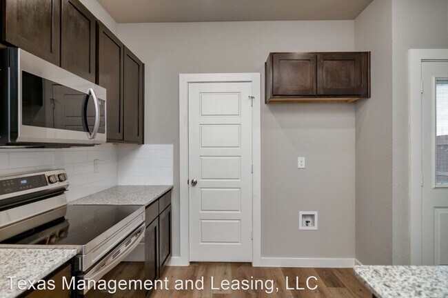 Building Photo - 3 br, 2.5 bath House - 749 Fallow Drive
