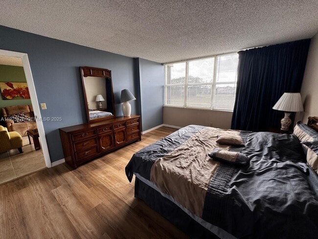 Building Photo - 3671 Environ Blvd