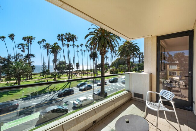 Foto del edificio - 701 Ocean Ave