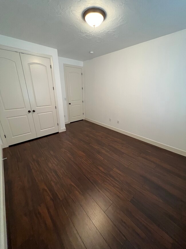 Foto del edificio - 949 N 920 W