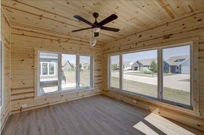 Foto del edificio - 801 Vineyard Ct