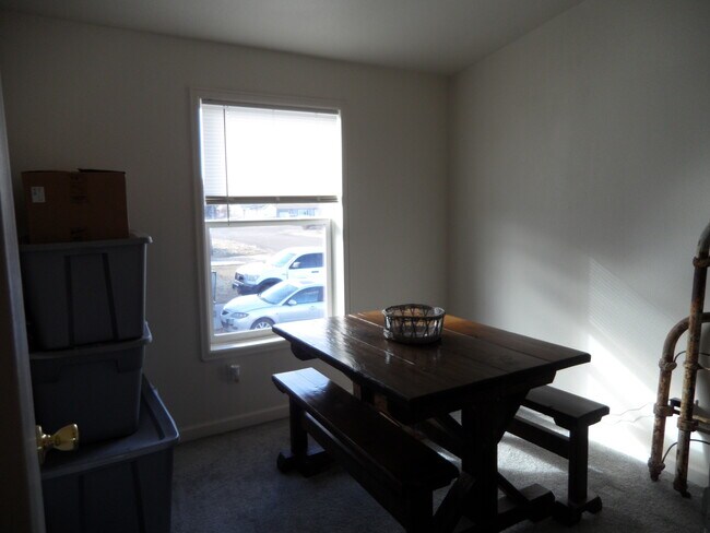 Foto del edificio - 379 N Lincoln St