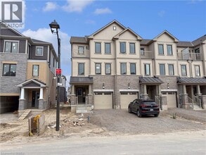 Building Photo - 32 Hine Rd