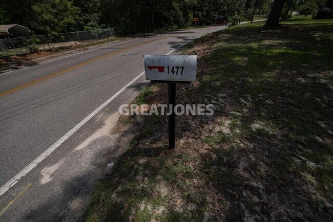 Foto del edificio - 1477 Pine St